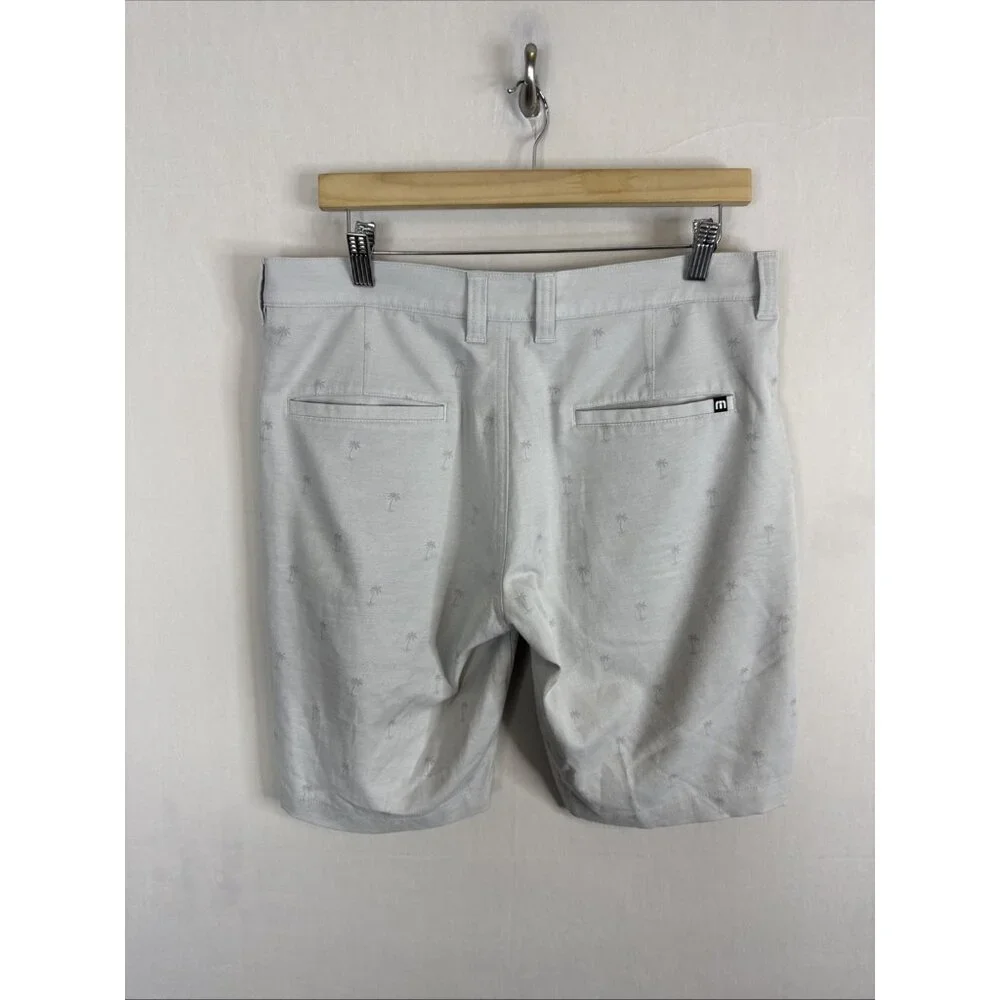 Travis Mathew Golf Shorts Mens 32 Gray Palm‎ Tree Print Performance Stretch